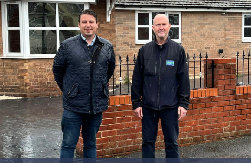 Talking all things flooding on Doe Bank Road with Severn Trent. 