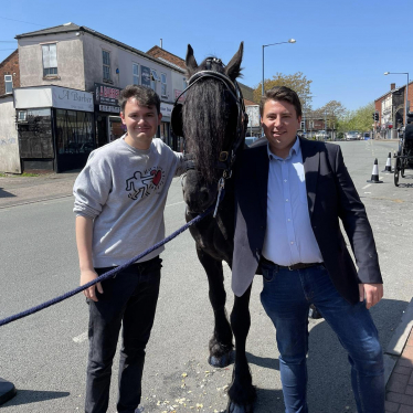 Shaun Bailey MP and Cllr Will Gill on Great Bridge High St1